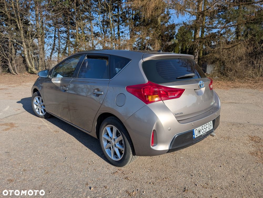 Toyota Auris - 2