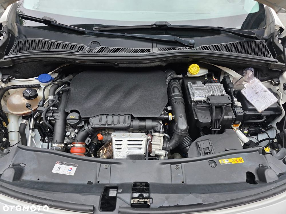 Peugeot 2008 PureTech 130 Stop&Start GT-Line Edition - 21