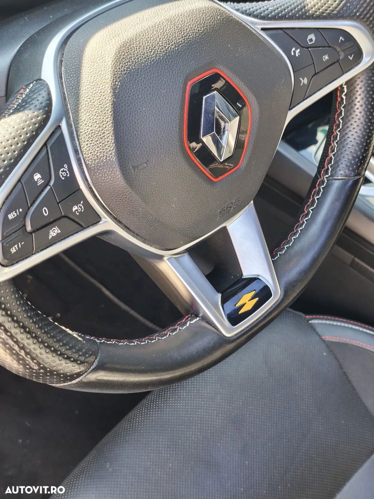 Renault Arkana E-TECH RS Line - 8