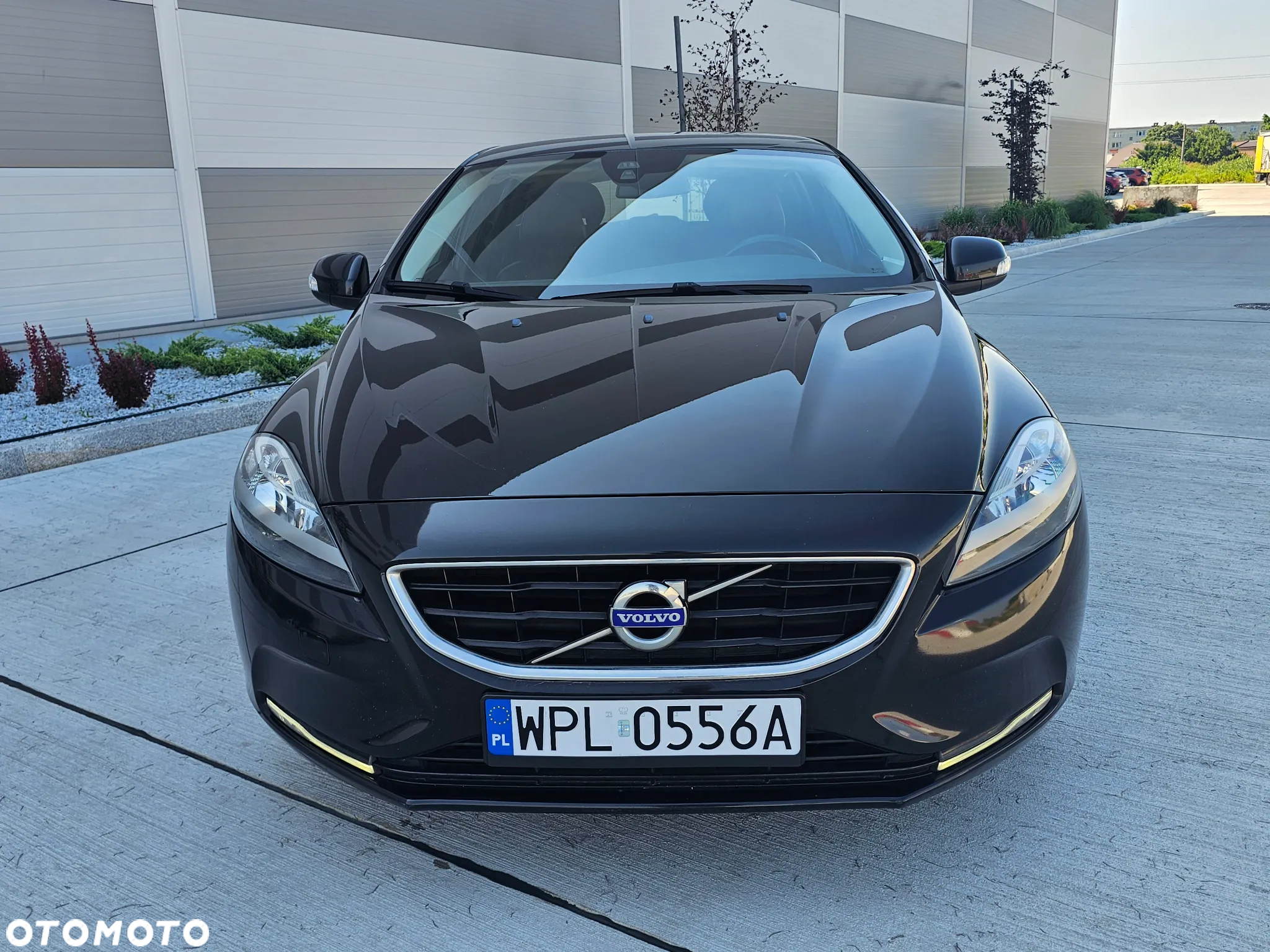 Volvo V40 D2 Momentum - 36