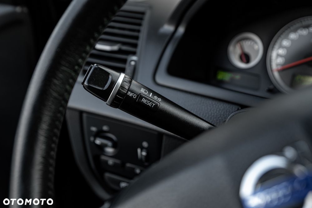 Volvo XC 90 D5 Sport - 33