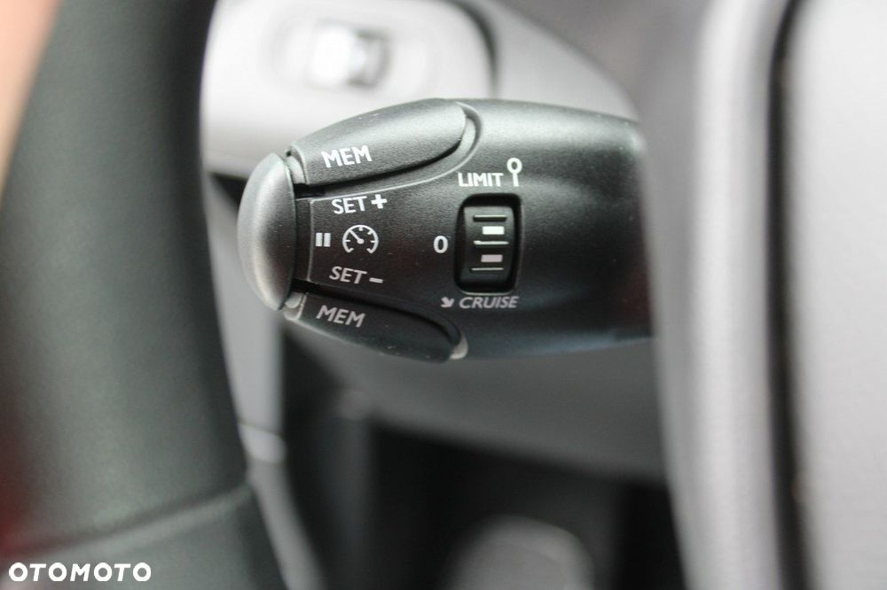 Peugeot Rifter 1.5 BlueHDI Active - 18