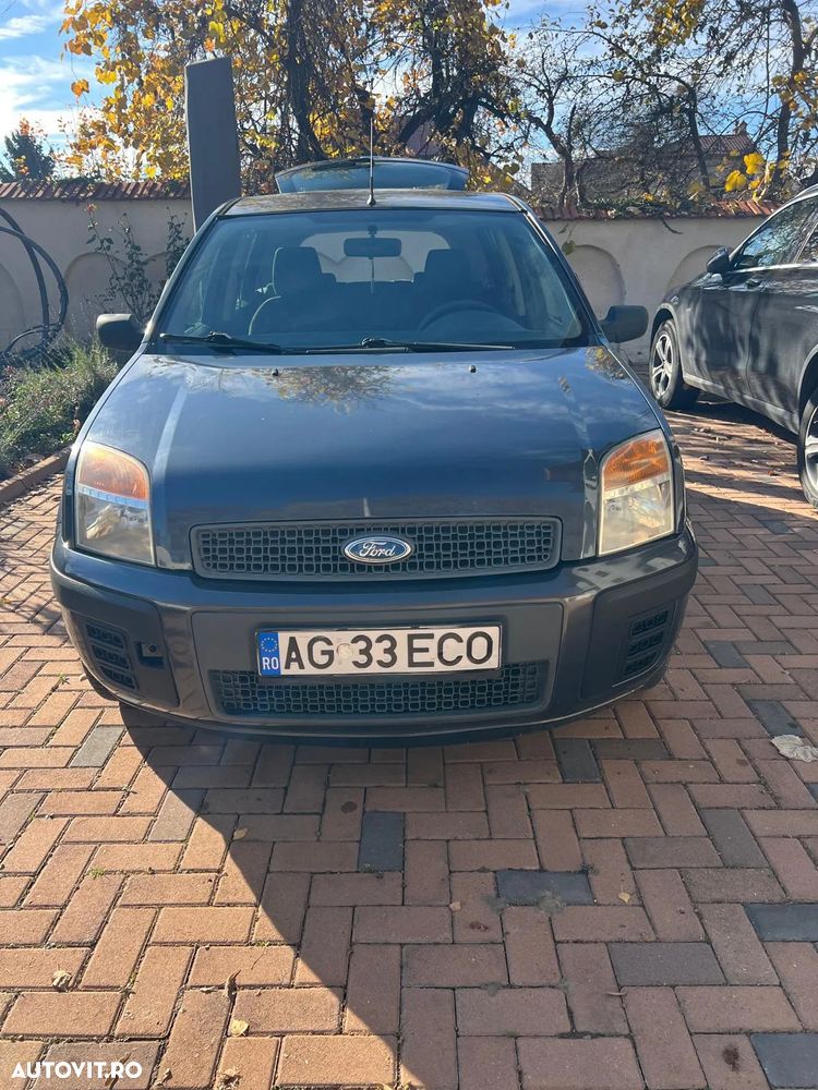 Ford Fusion 1.4 + - 1