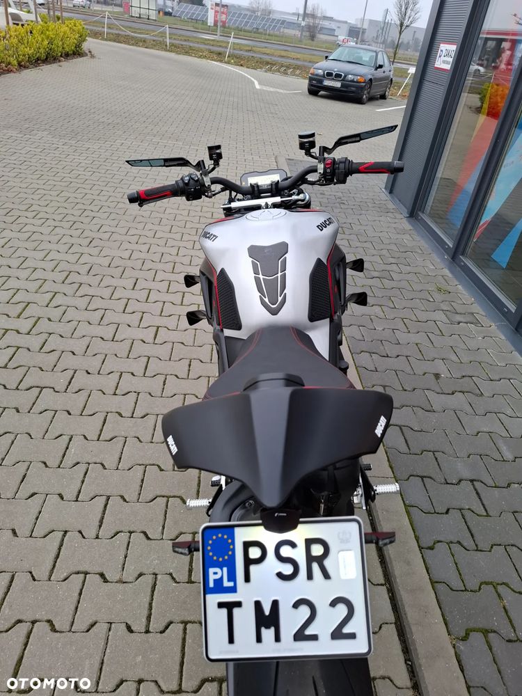 Ducati Streetfighter V4 - 31