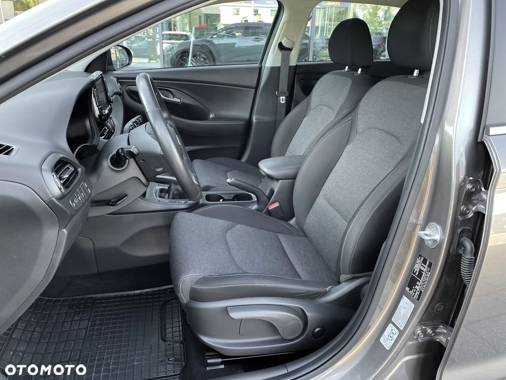 Hyundai i30 1.5 T-GDI 48V Smart - 14
