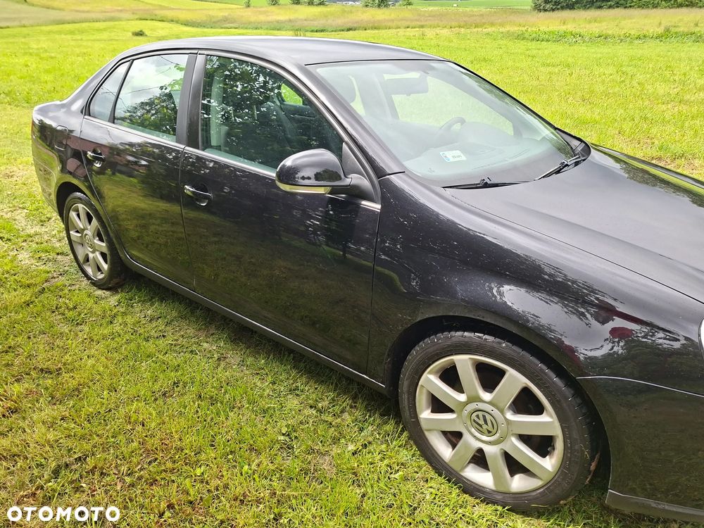 Volkswagen Jetta 1.9 TDI Trendline - 7