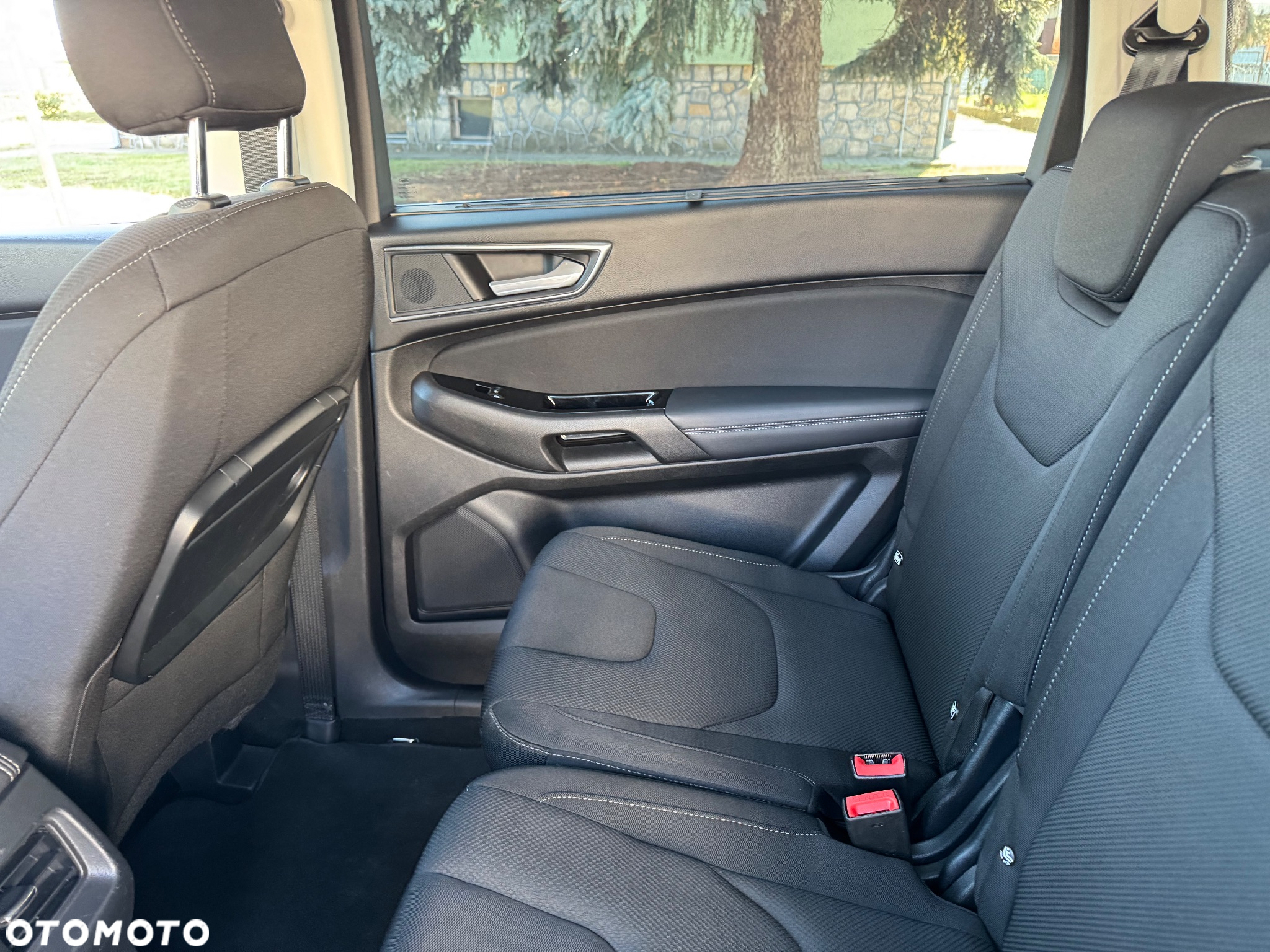 Ford S-Max - 33