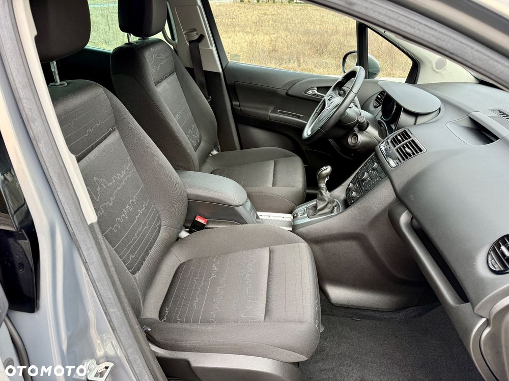 Opel Meriva - 12