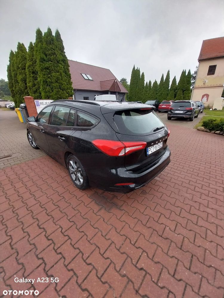 Ford Focus - 8