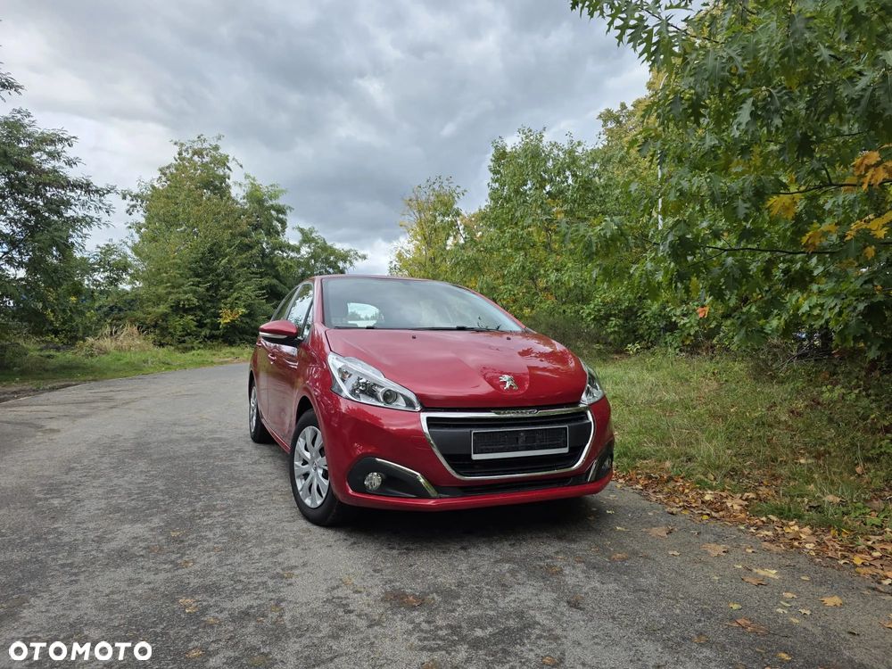 Peugeot 208 - 4