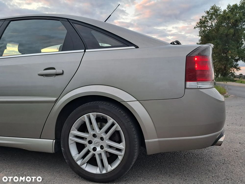 Opel Vectra 3.2 Sport - 3