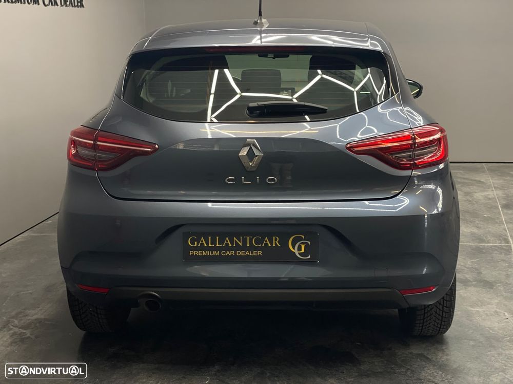 Renault Clio - 12
