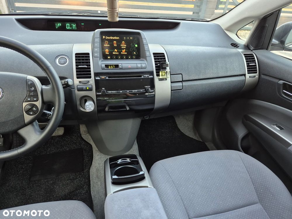 Toyota Prius 1.5 VVT-i Sol (nav) - 30