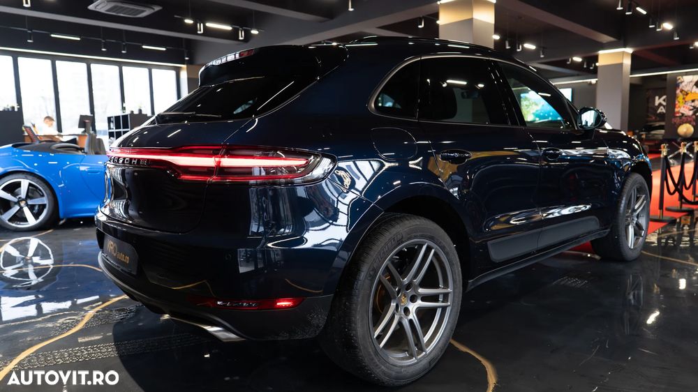 Porsche Macan - 29