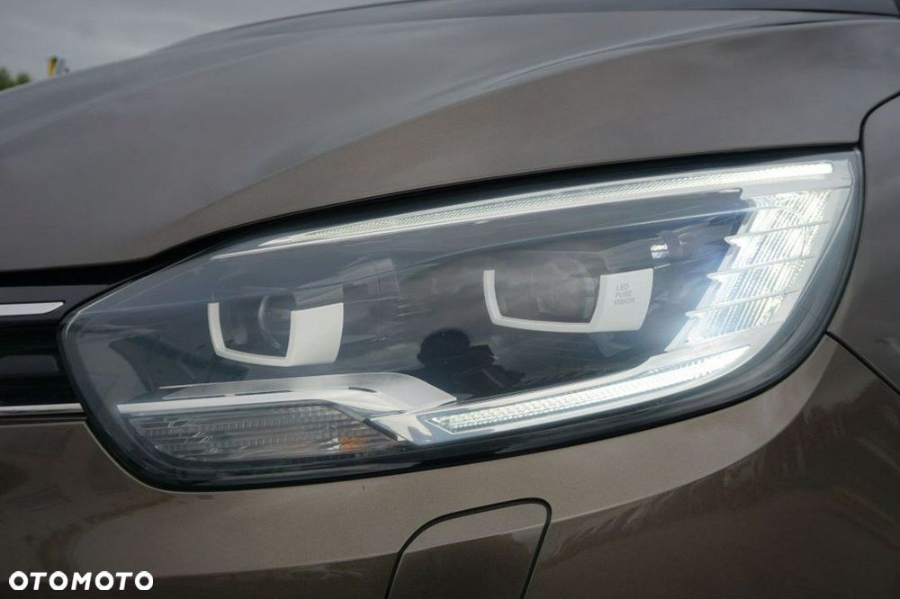 Renault Grand Scenic - 29