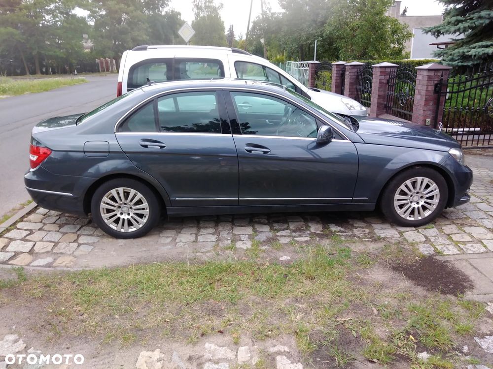 Mercedes-Benz Klasa C 180 (BlueEFFICIENCY) 7G-TRONIC Elegance - 5