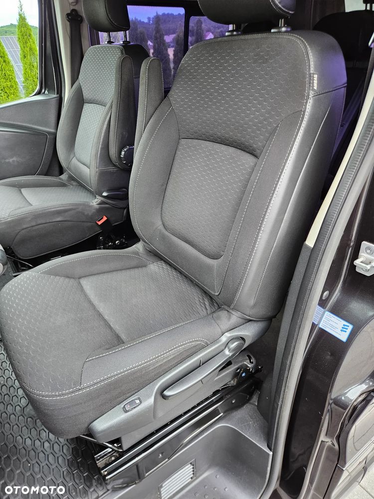 Opel VIVARO - 13