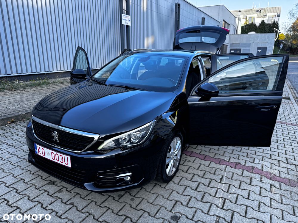 Peugeot 308 PureTech 130 GPF Stop & Start Active Business-Paket - 33