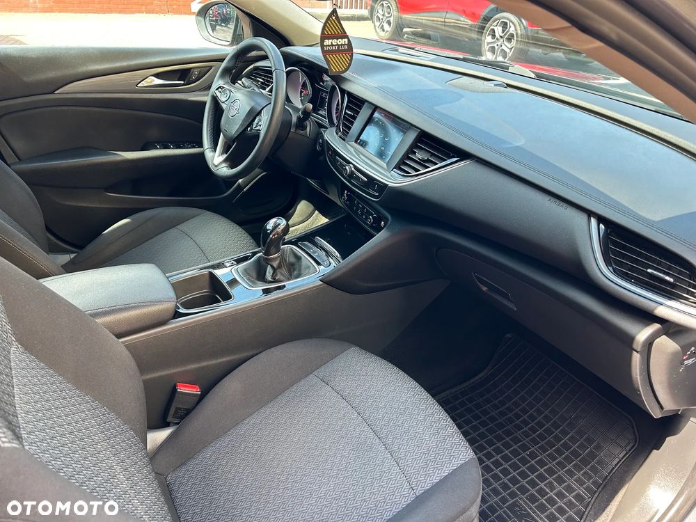 Opel Insignia 1.5 T Enjoy S&S Eco - 17