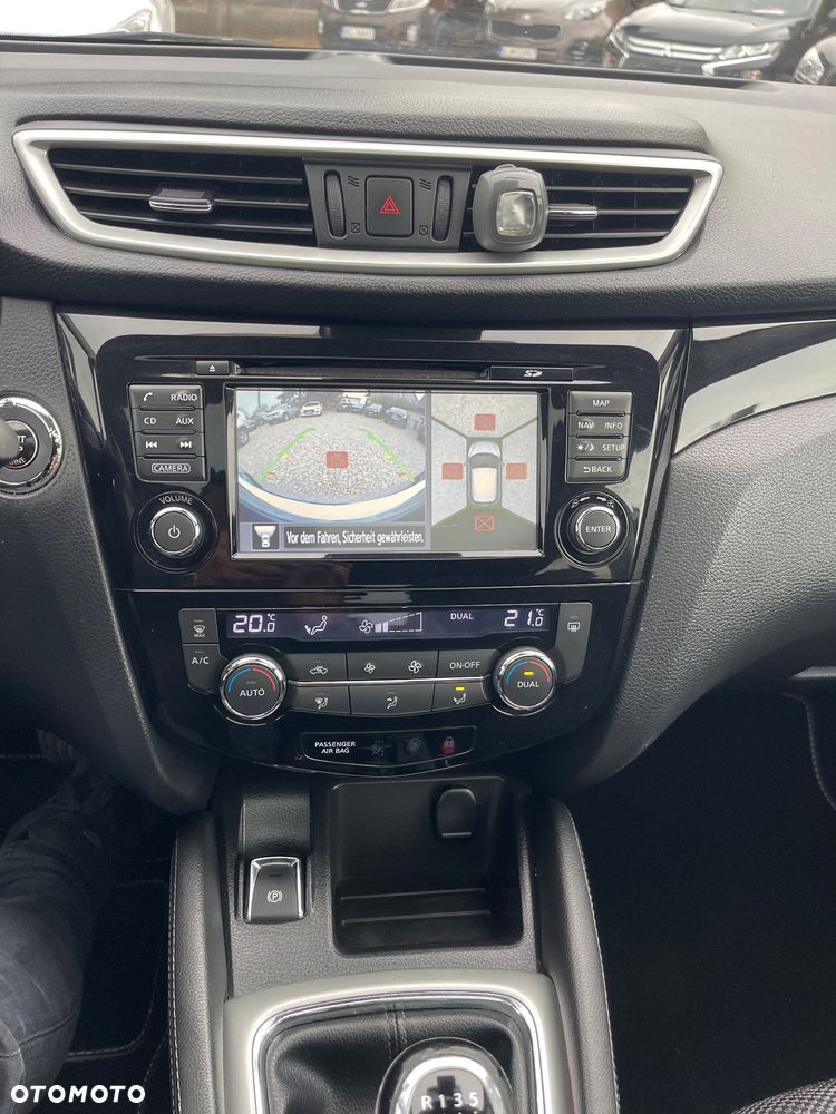 Nissan Qashqai 1.2 DIG-T N-Connecta - 16