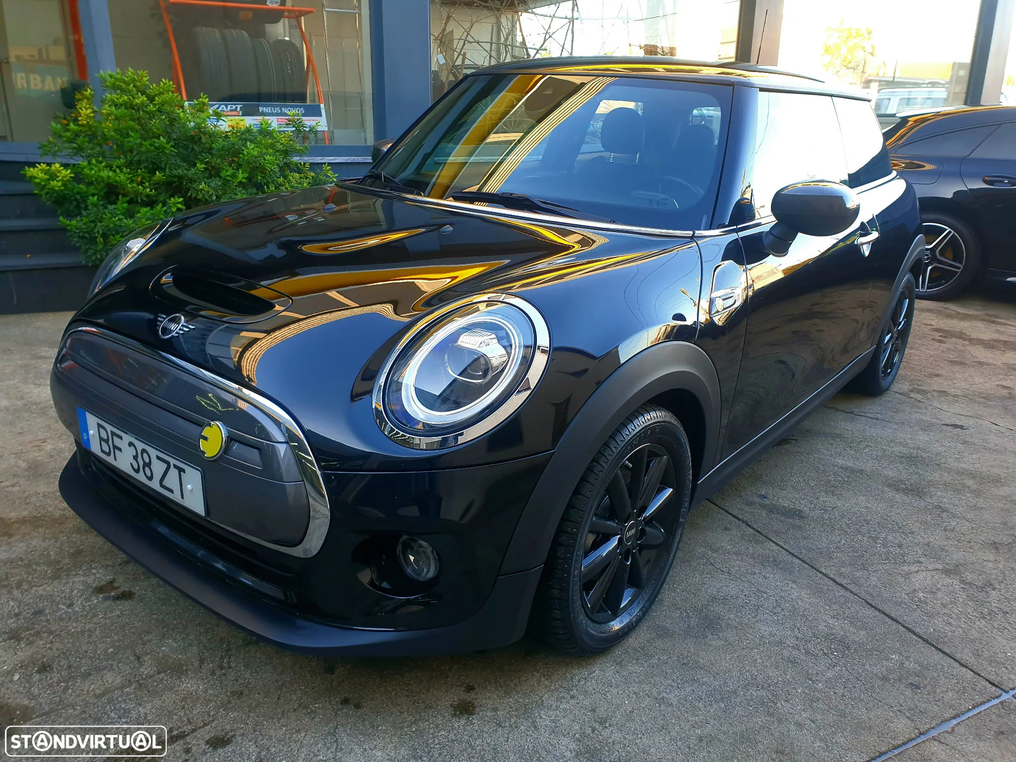 MINI 3 Portas Cooper SE - 2