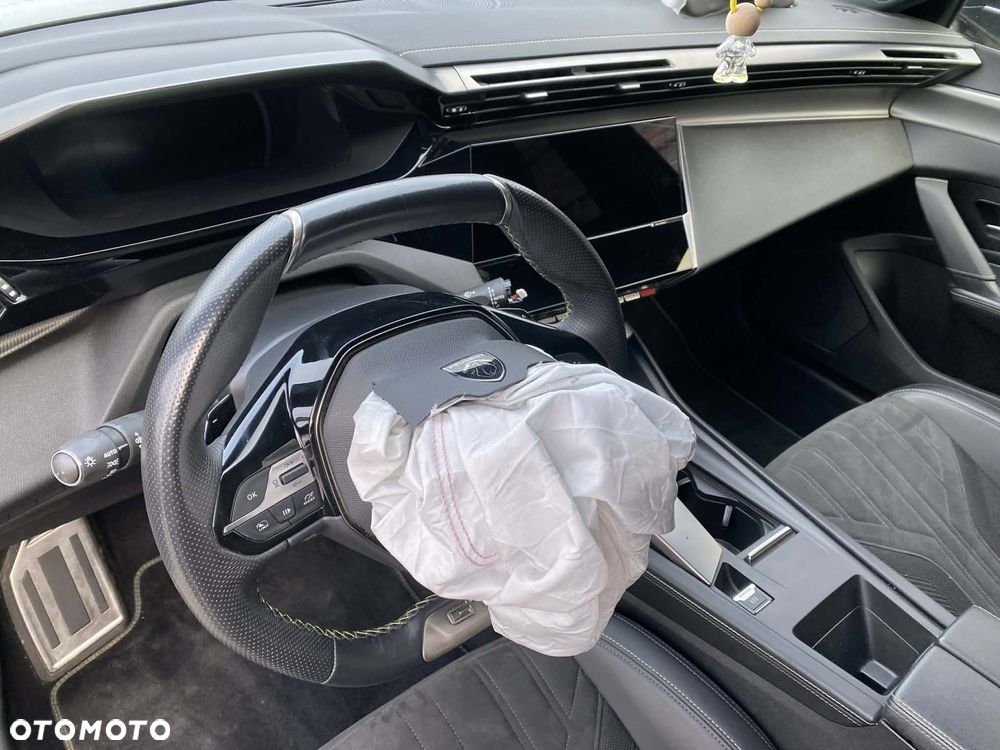 Peugeot 308 BlueHDi 130 EAT8 GT - 14