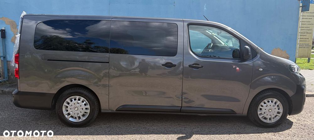 Peugeot Traveller - 7