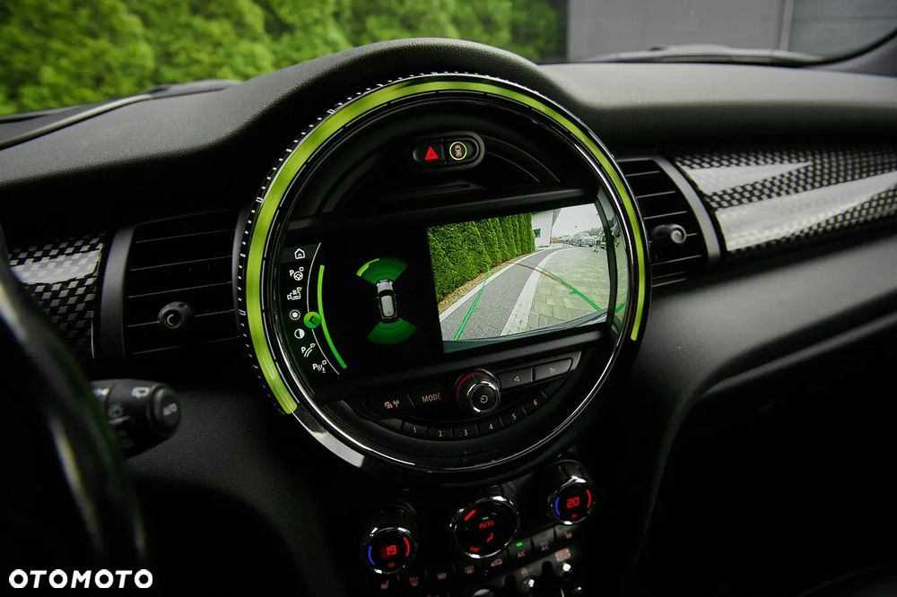 MINI John Cooper Works - 32