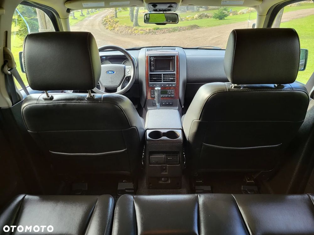 Ford Explorer 4.6 4WD - 14