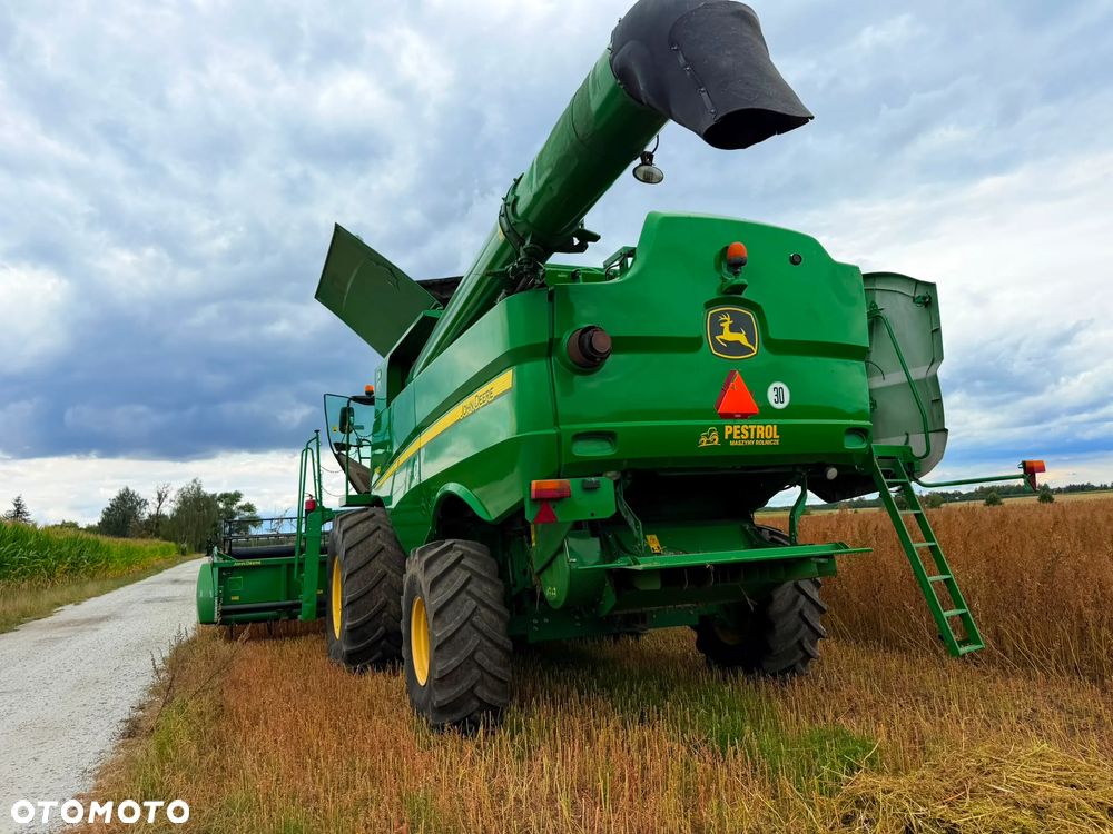 John Deere S660i - 12