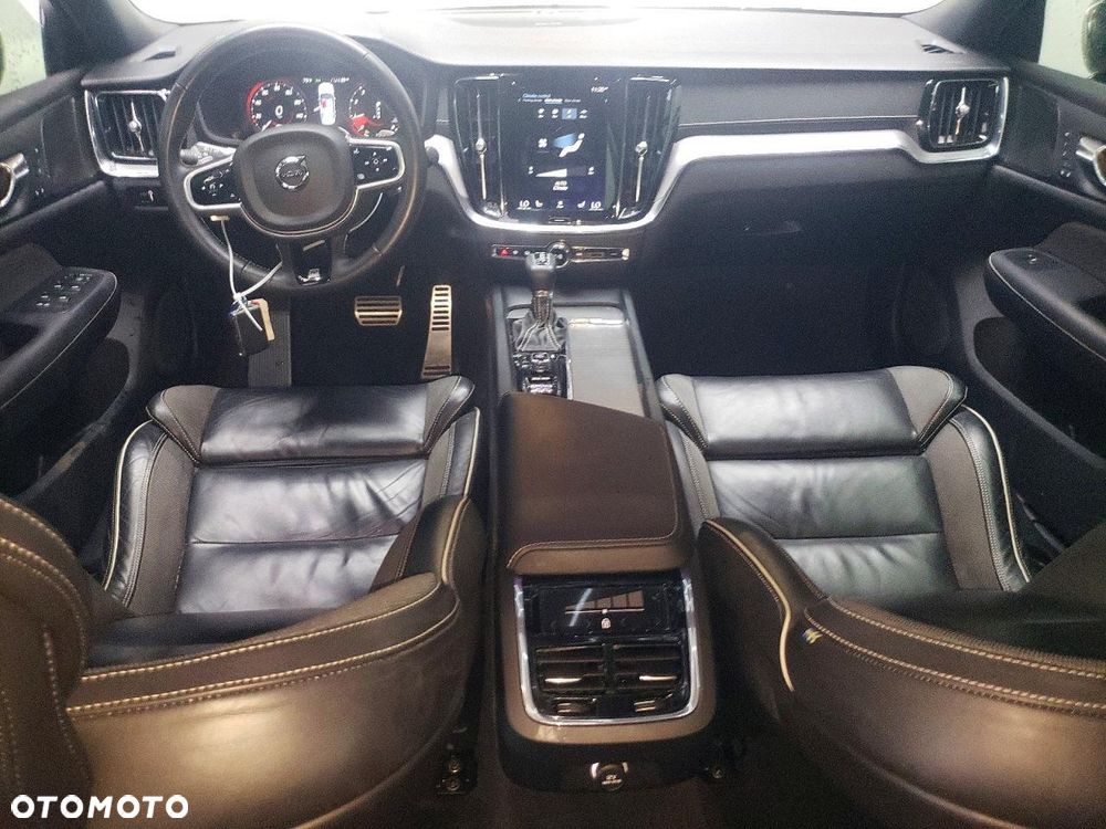 Volvo S60 T6 AWD Geartronic RDesign - 8