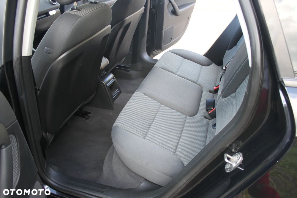 Audi A3 Sportback - 15