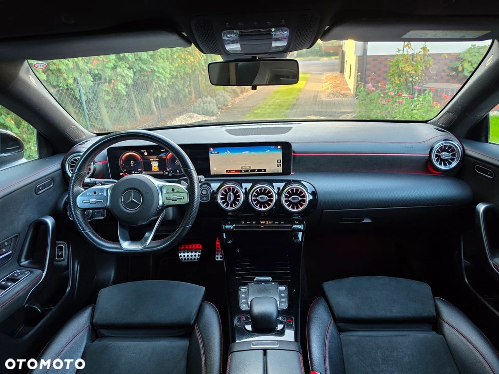 Mercedes-Benz CLA - 8