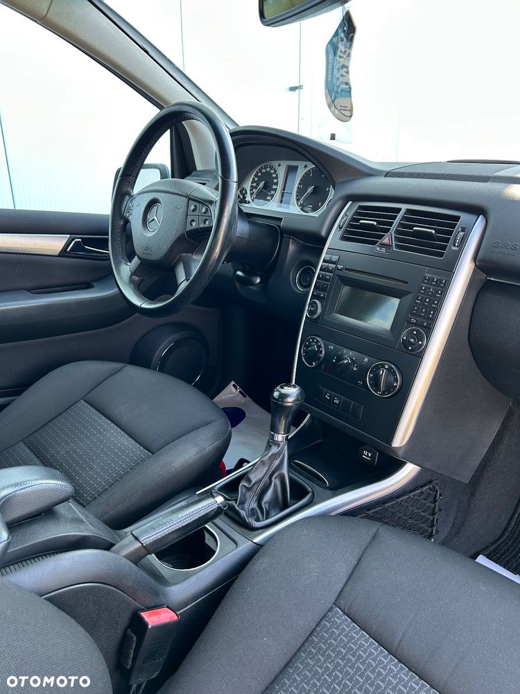 Mercedes-Benz Klasa B 180 CDI - 11