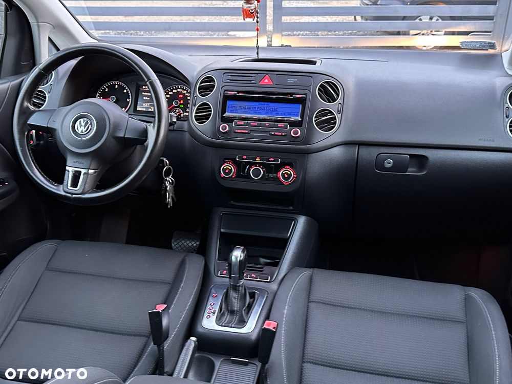 Volkswagen Golf Plus 1.6 TDI DPF DSG Team - 27