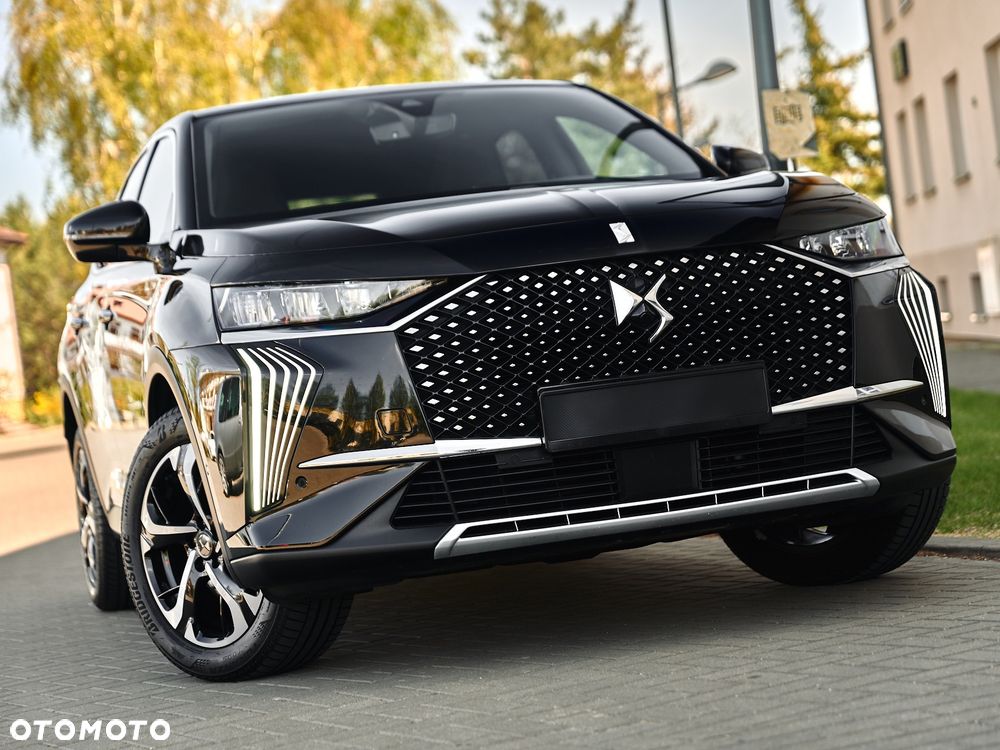DS Automobiles DS 7 Crossback 1.5 BlueHDi Bastille + - 1