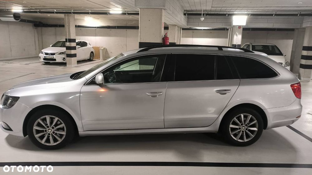 Skoda Superb 2.0 TDI Active - 3