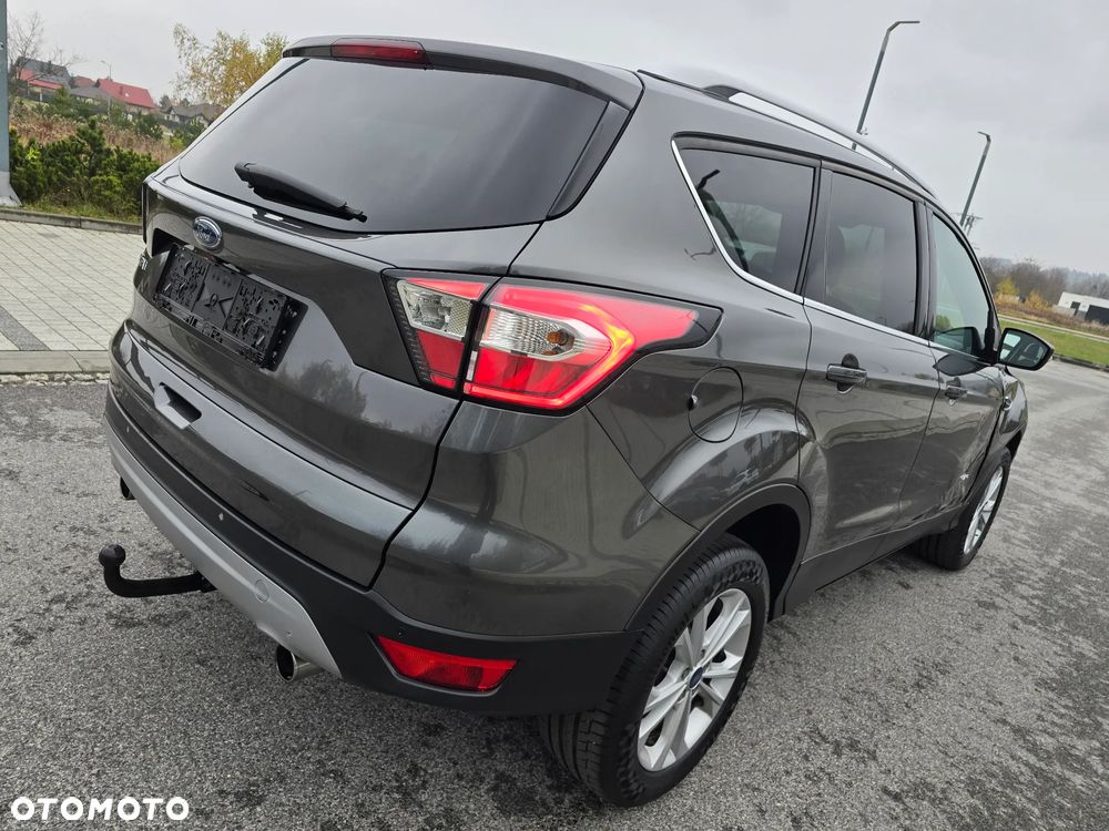 Ford Kuga 2.0 TDCi 4x4 Titanium - 34