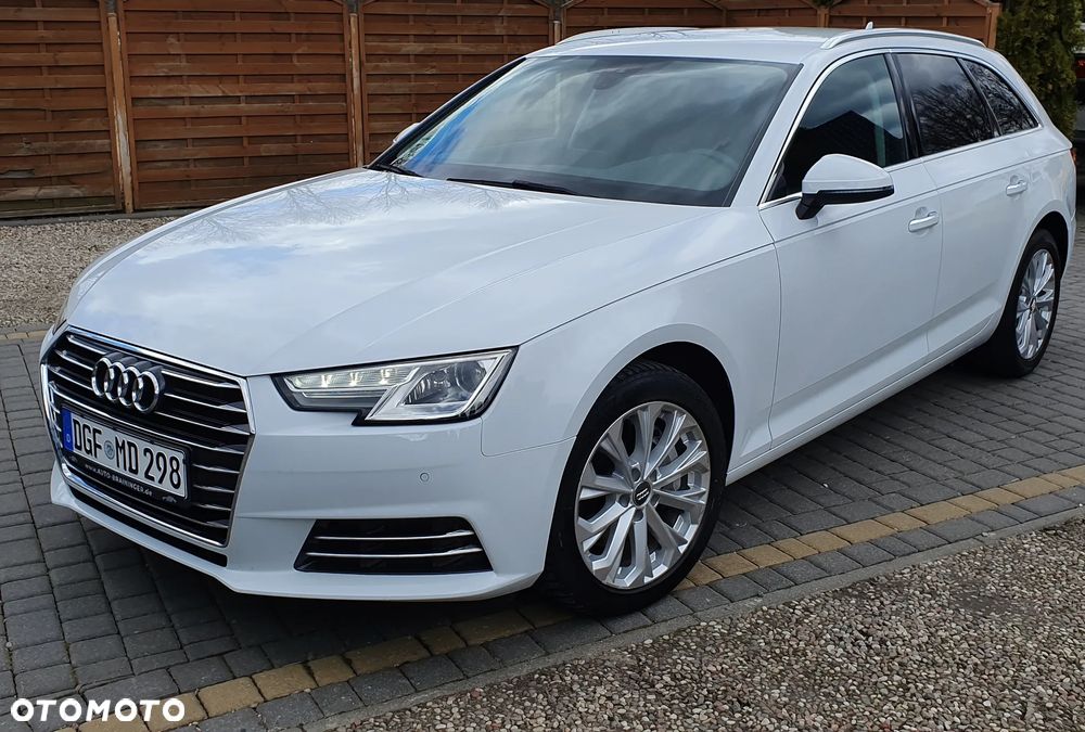 Audi A4 Avant 2.0 TDI S tronic - 1