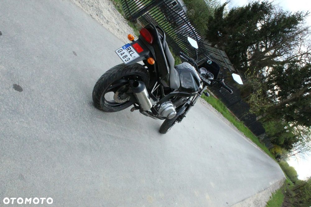 Suzuki GS - 5
