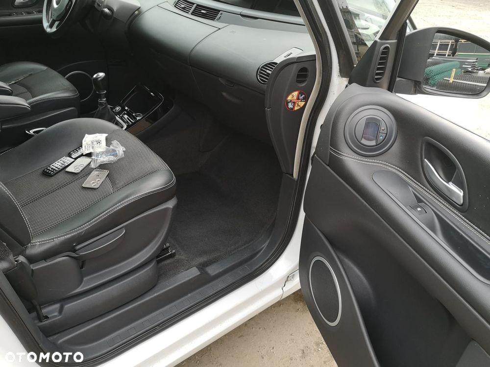 Renault Espace 2.0 dCi FAP Tech Run - 32