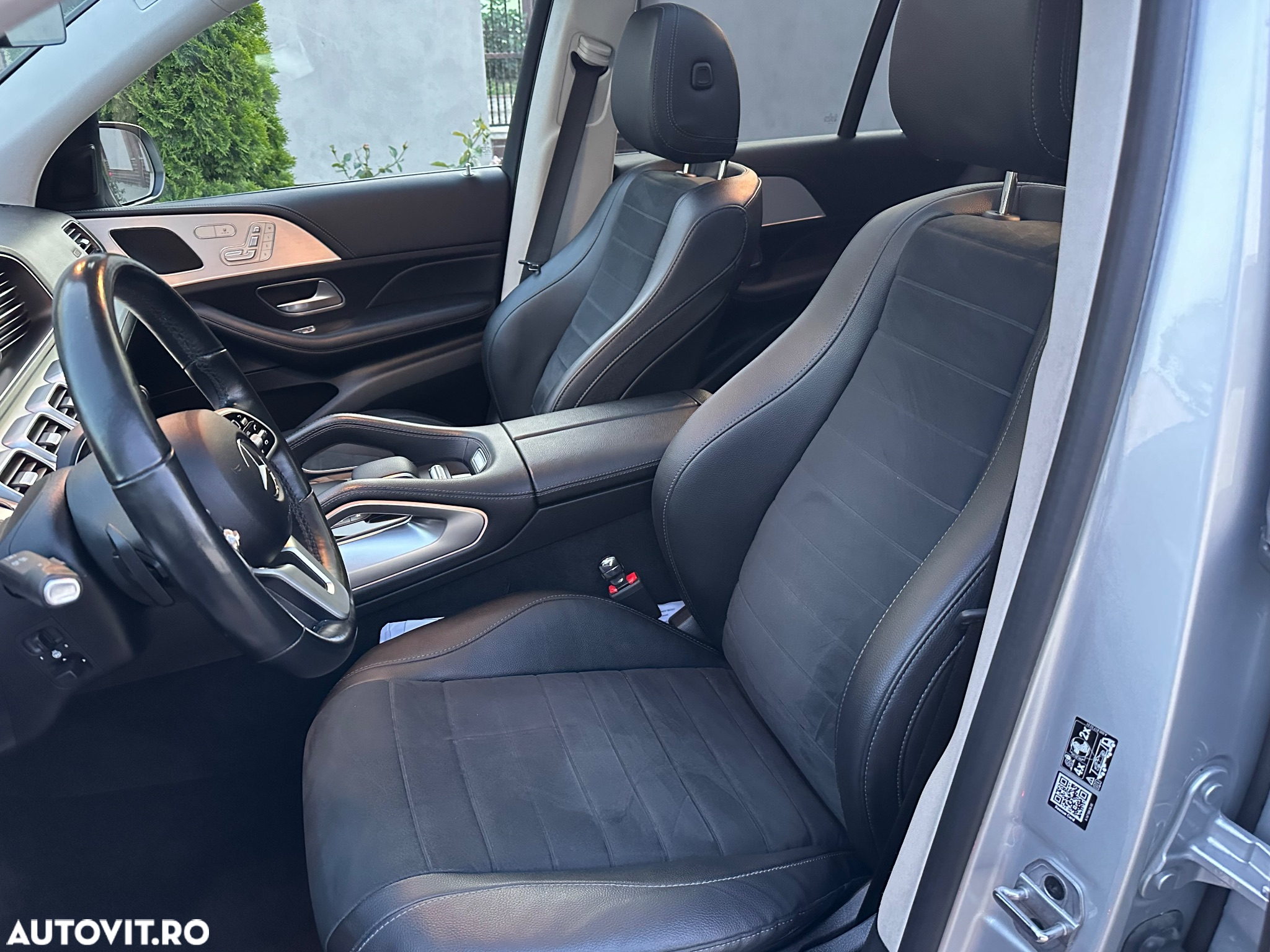 Mercedes-Benz GLE 400 d 4Matic 9G-TRONIC AMG Line - 11