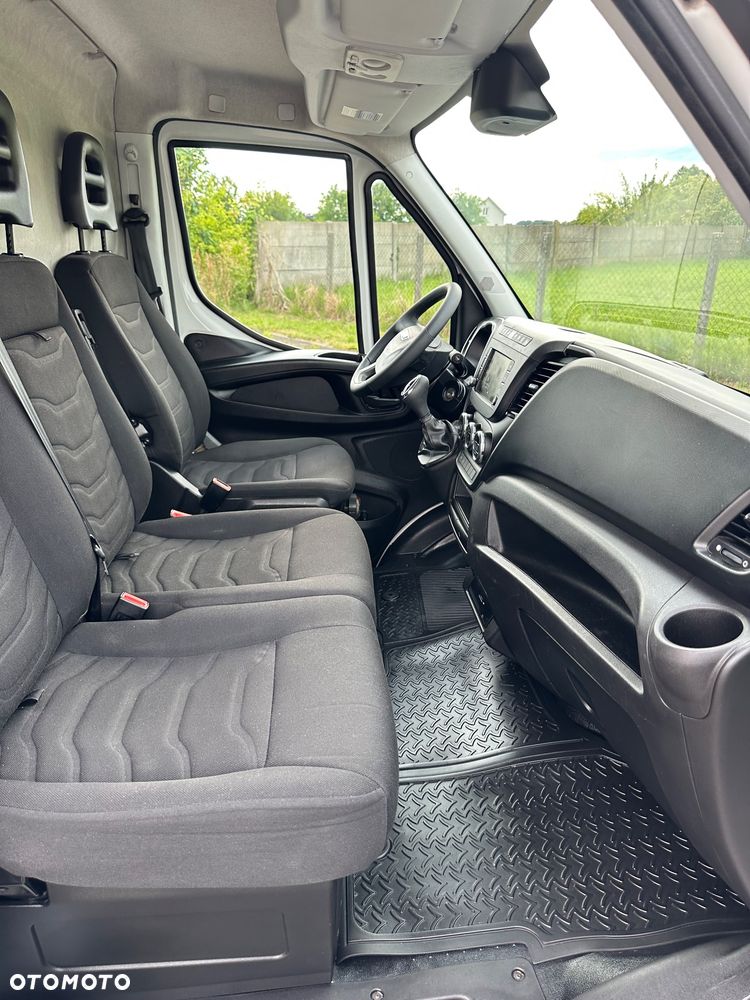 Iveco DAILY - 13