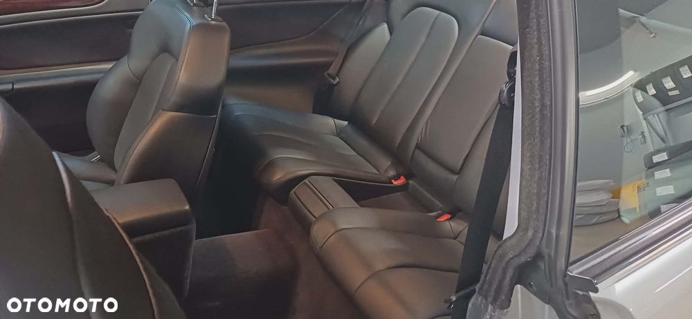Mercedes-Benz CLK - 21