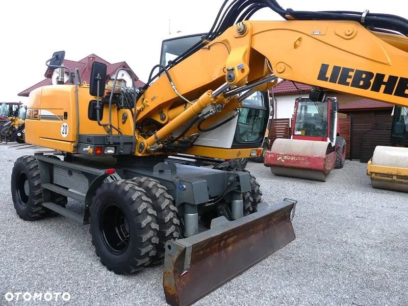 Liebherr A312 / Z Niemiec / 9126mtg / Super Stan / - 40