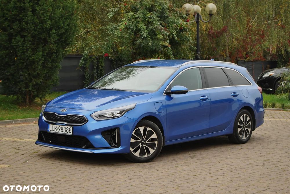 Kia Ceed SW 1.6 GDI DCT OPF Plug-in-Hybrid Platinum - 1