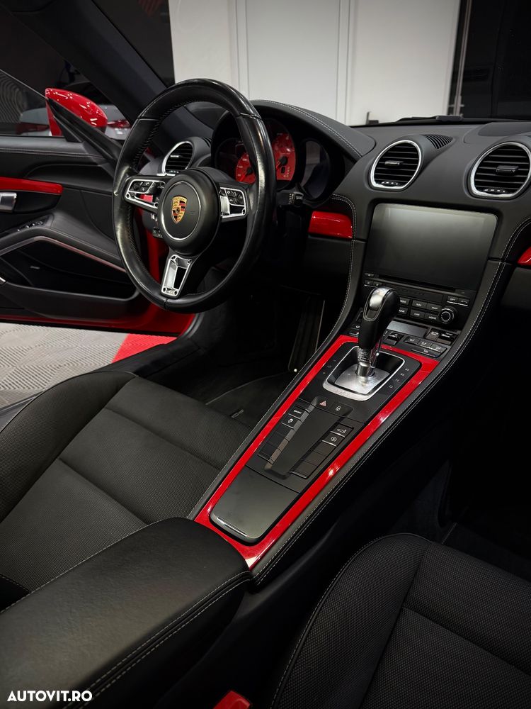 Porsche Cayman 718 PDK - 8