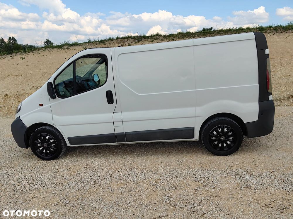 Opel VIVARO - 9