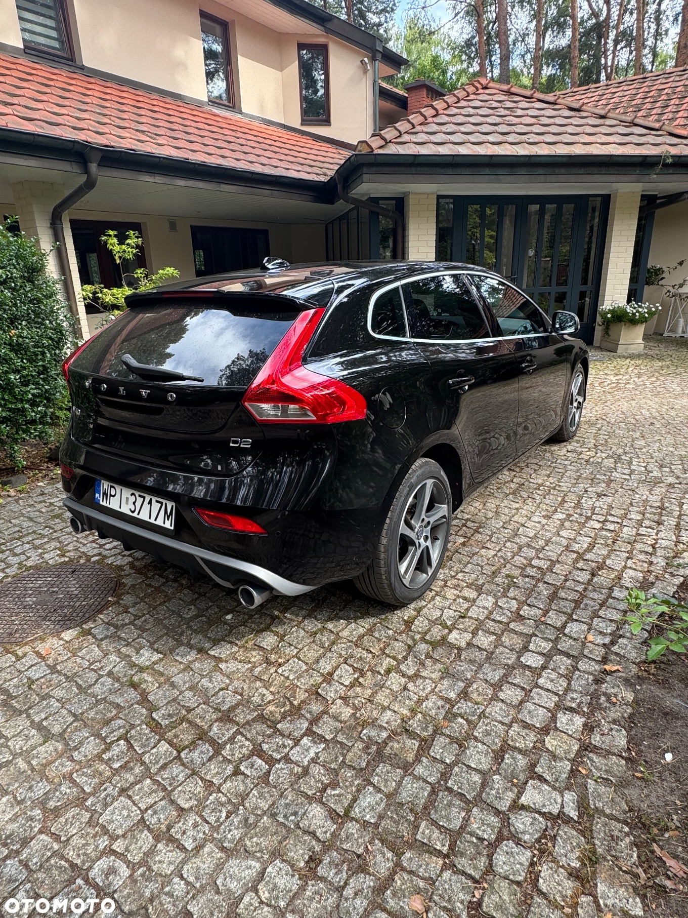 Volvo V40 D2 Drive-E R-Design Momentum - 5