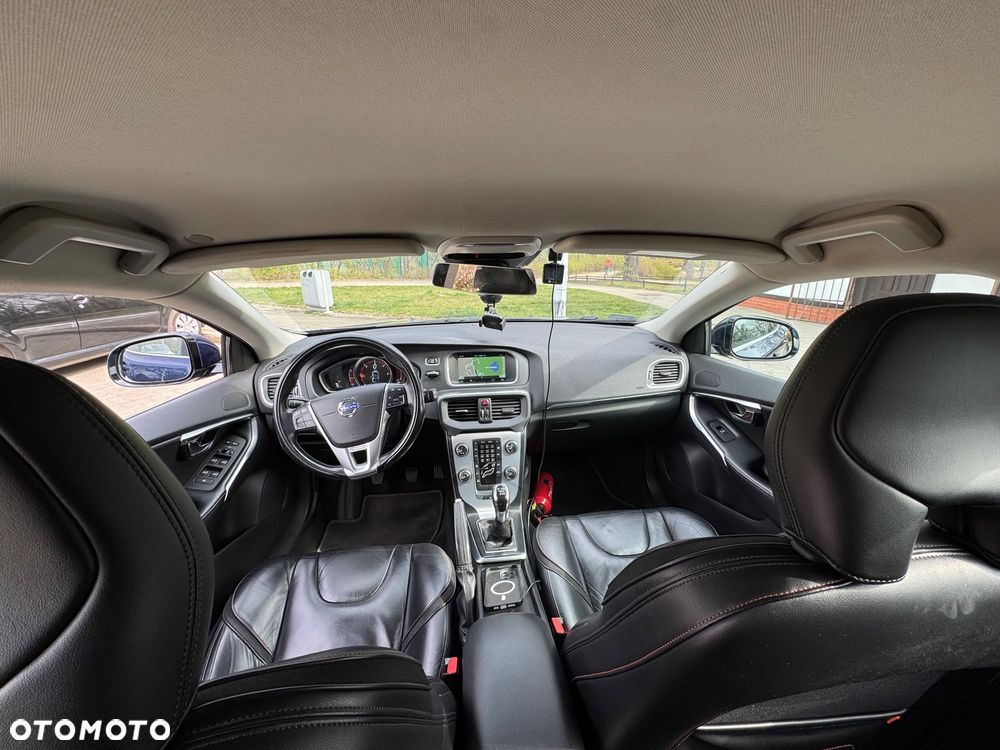 Volvo V40 D2 Ocean Race - 7